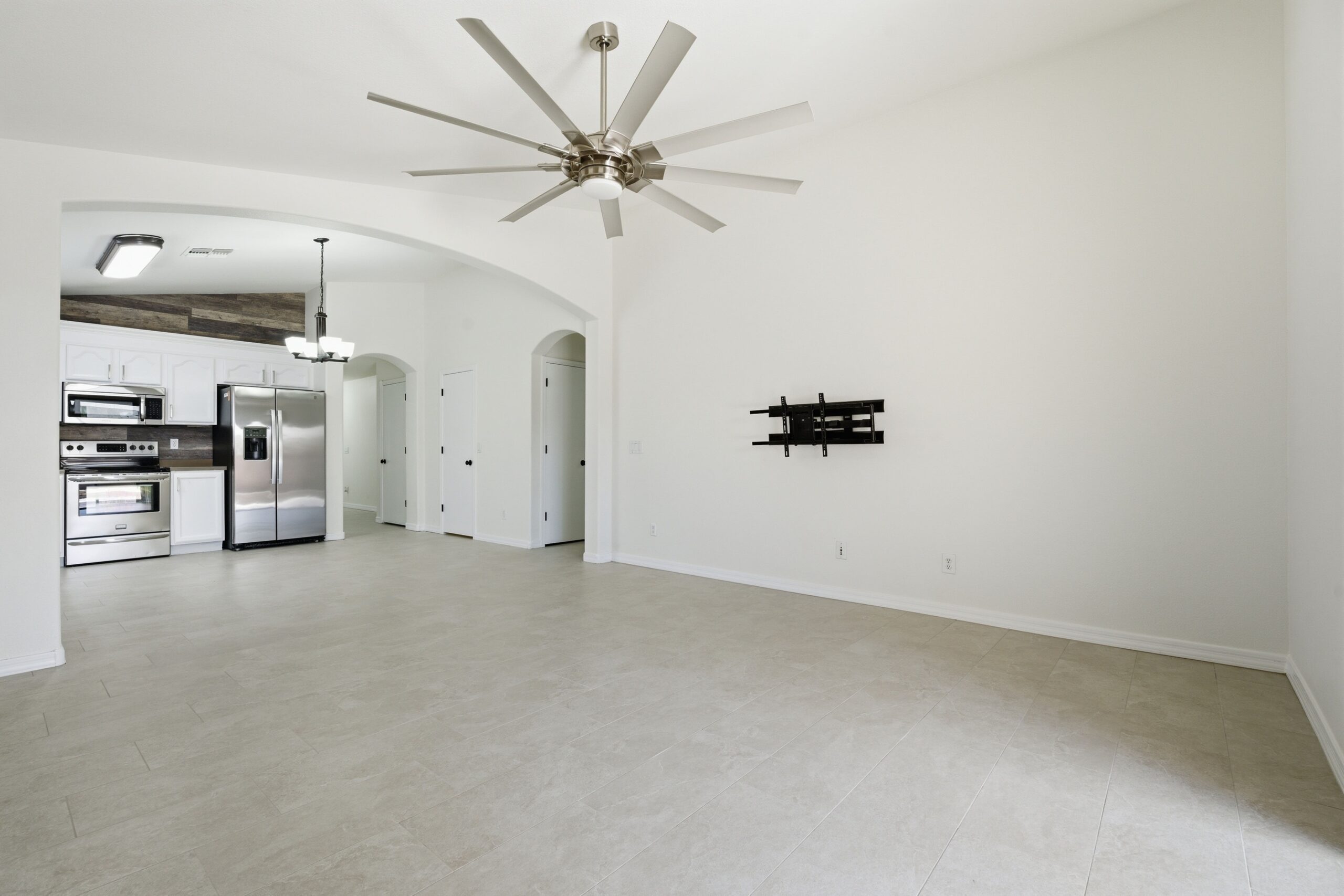 Before image alt